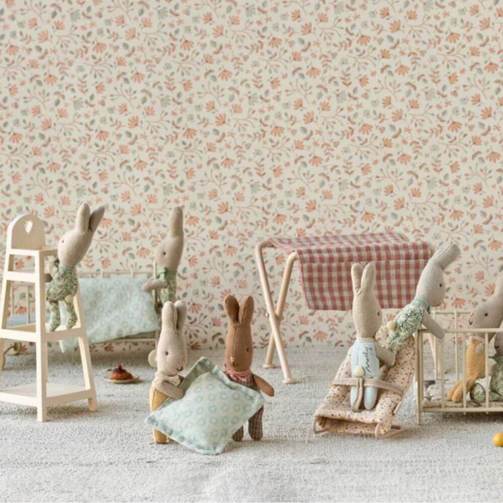 Maileg_Nursery_Table_Micro-lifestyle