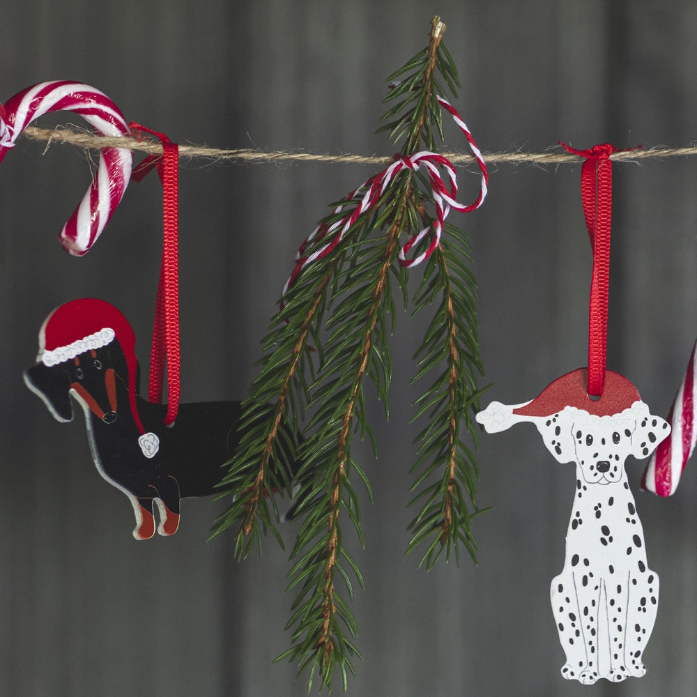 Naasgransgarden Dachshund Wooden Ornament