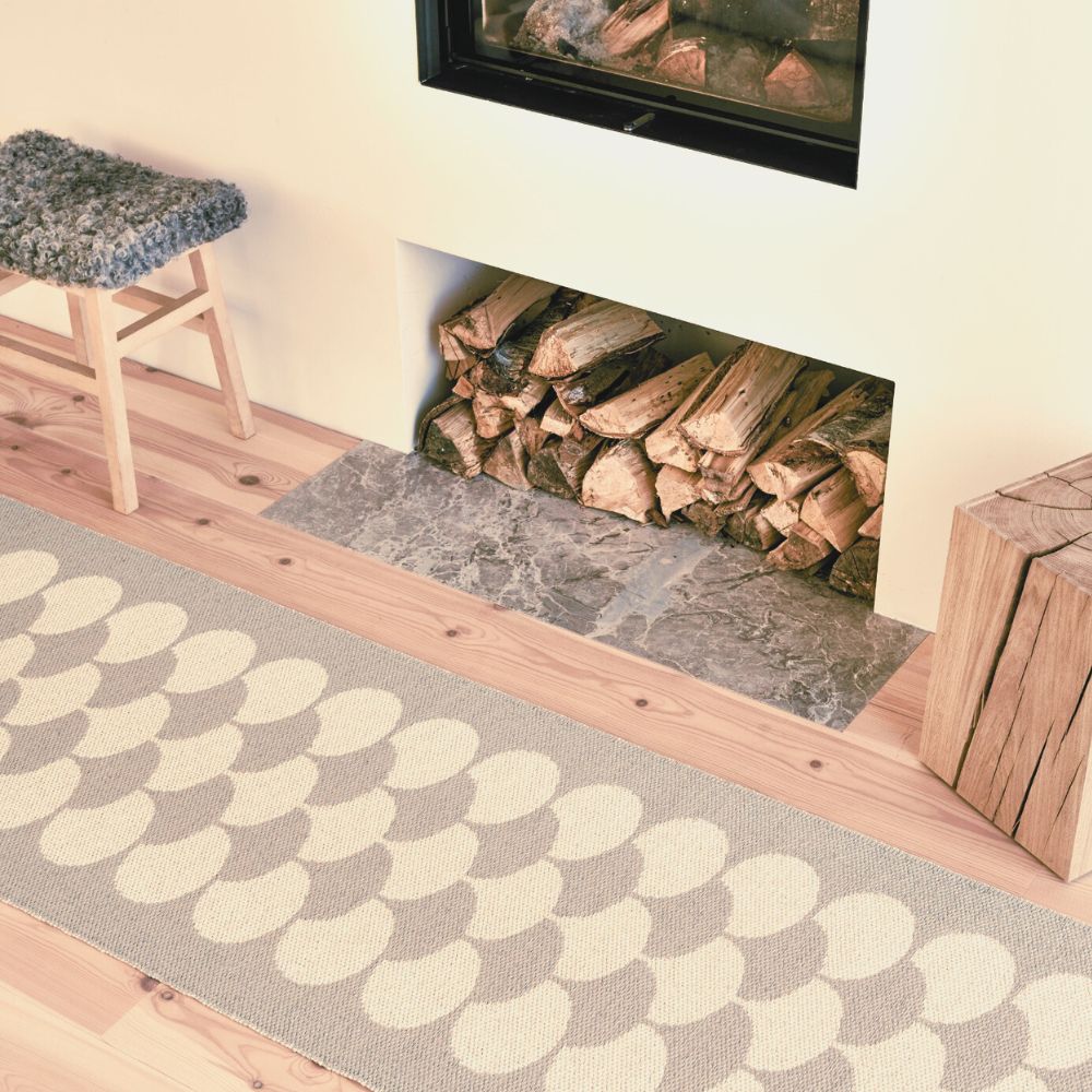 Pappelina_Rug_Poppy_Bio_Linen_Lifestyle