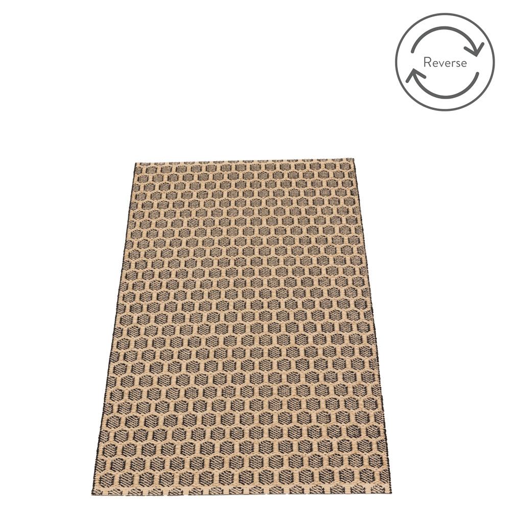 Pappelina Rug Mimi Black 70x180
