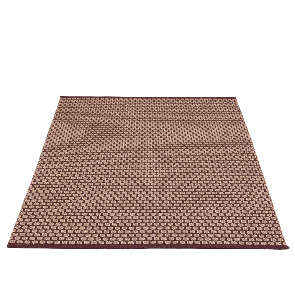 Pappelina Rug Mimi Burgundy 180x260