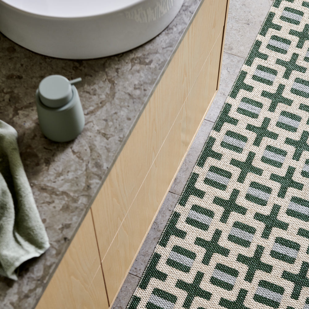 Pappelina Rug Tom Leaf