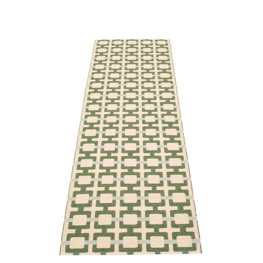 Pappelina Rug Tom Leaf 70x240