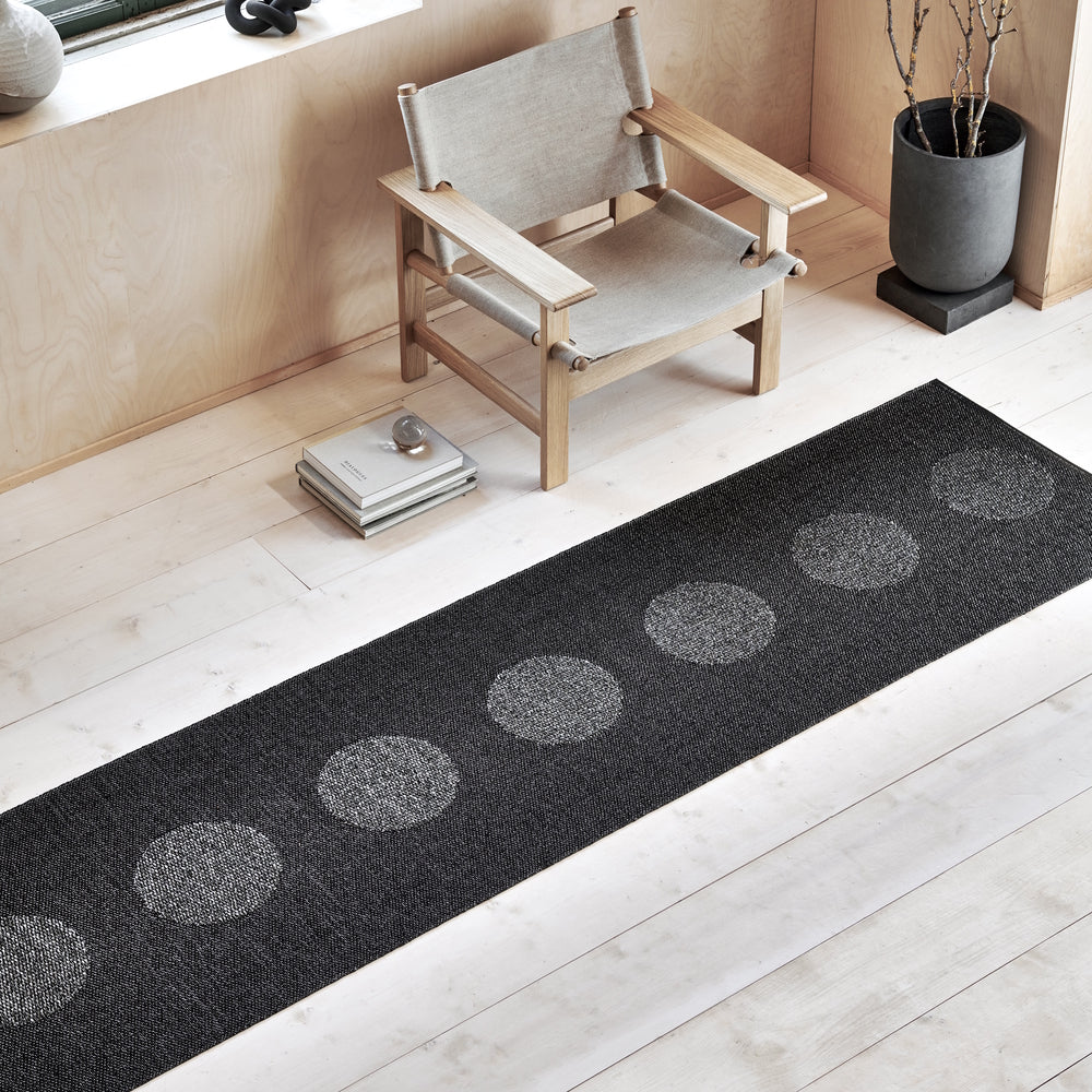 Pappelina Rug Vera 2.0 Black