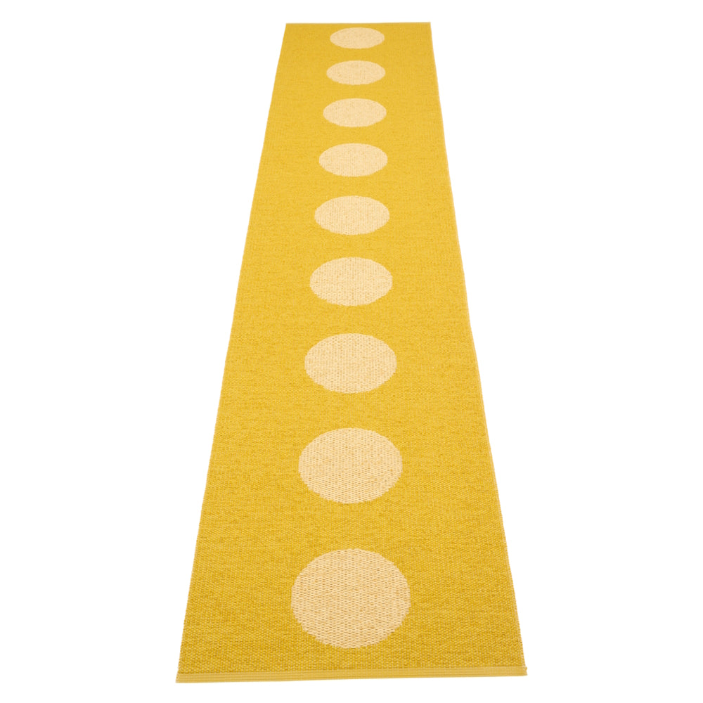 Pappelina_Rug_Vera_Pop_Mustard