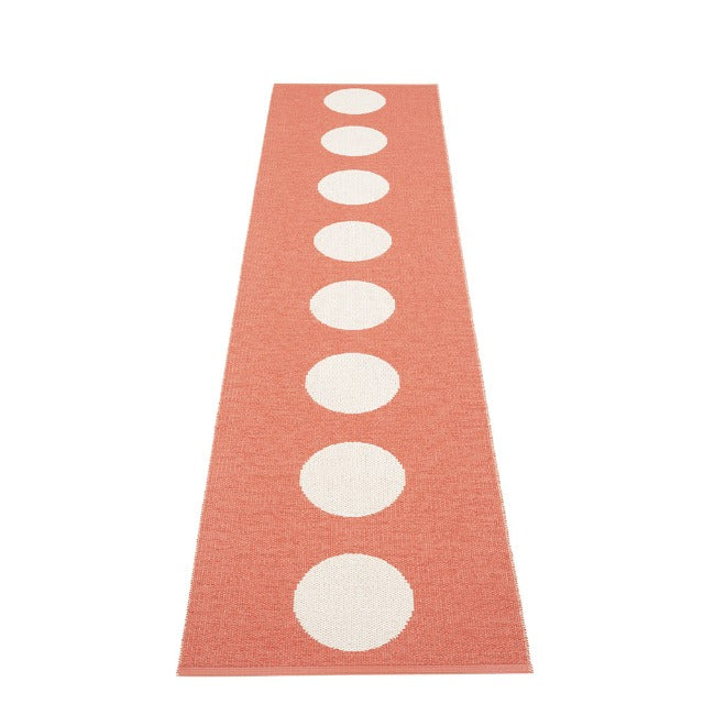 Pappelina_Rug_Vera_Flamingo