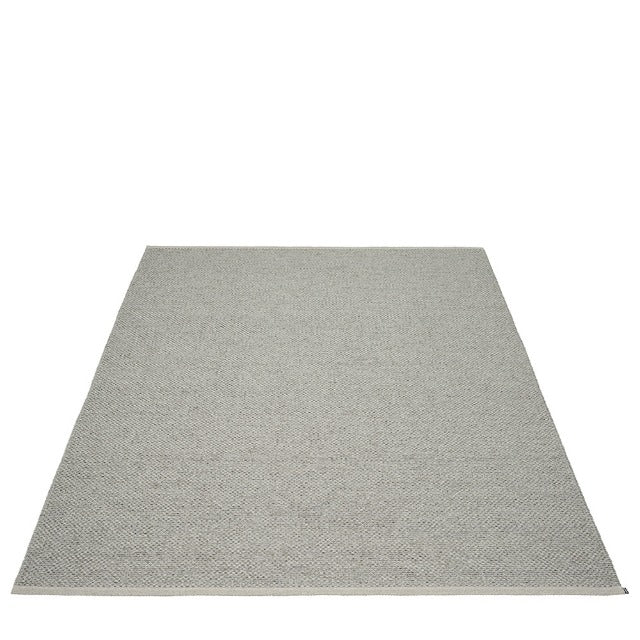 Pappelina Rug Svea Warm Grey