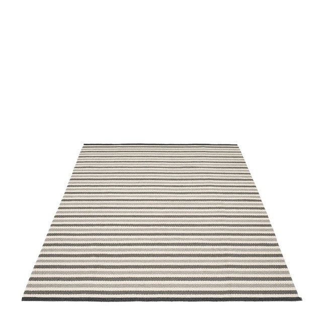 Pappelina-teo-rug-warm-grey