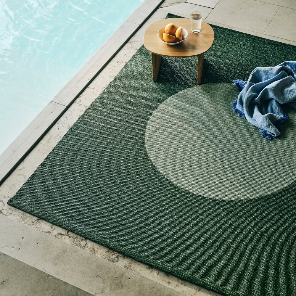 Pappelina Rug Vera Pop Leaf 180x200
