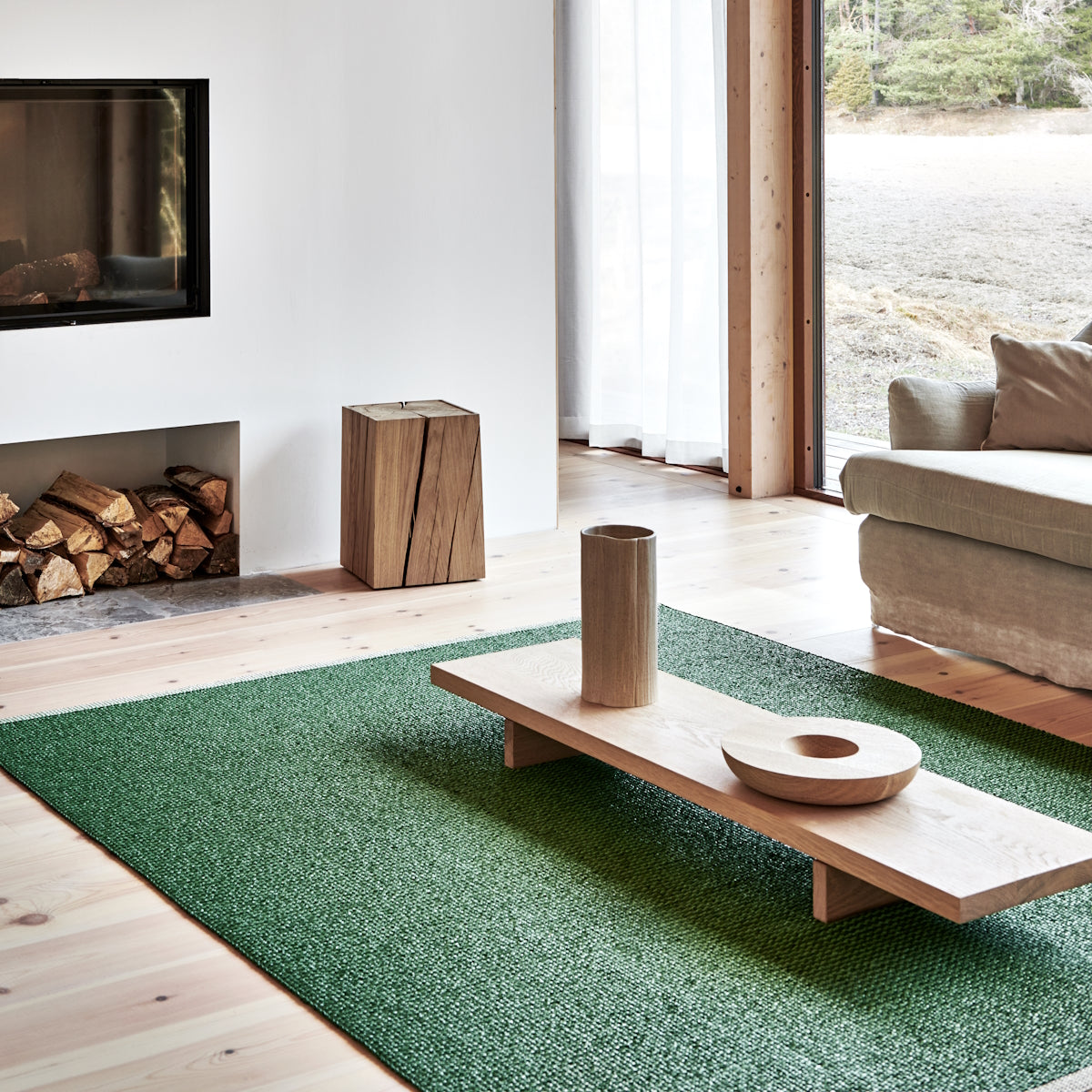 Pappelina_Rug_Mono_Leaf-Oregano_Lifestyle