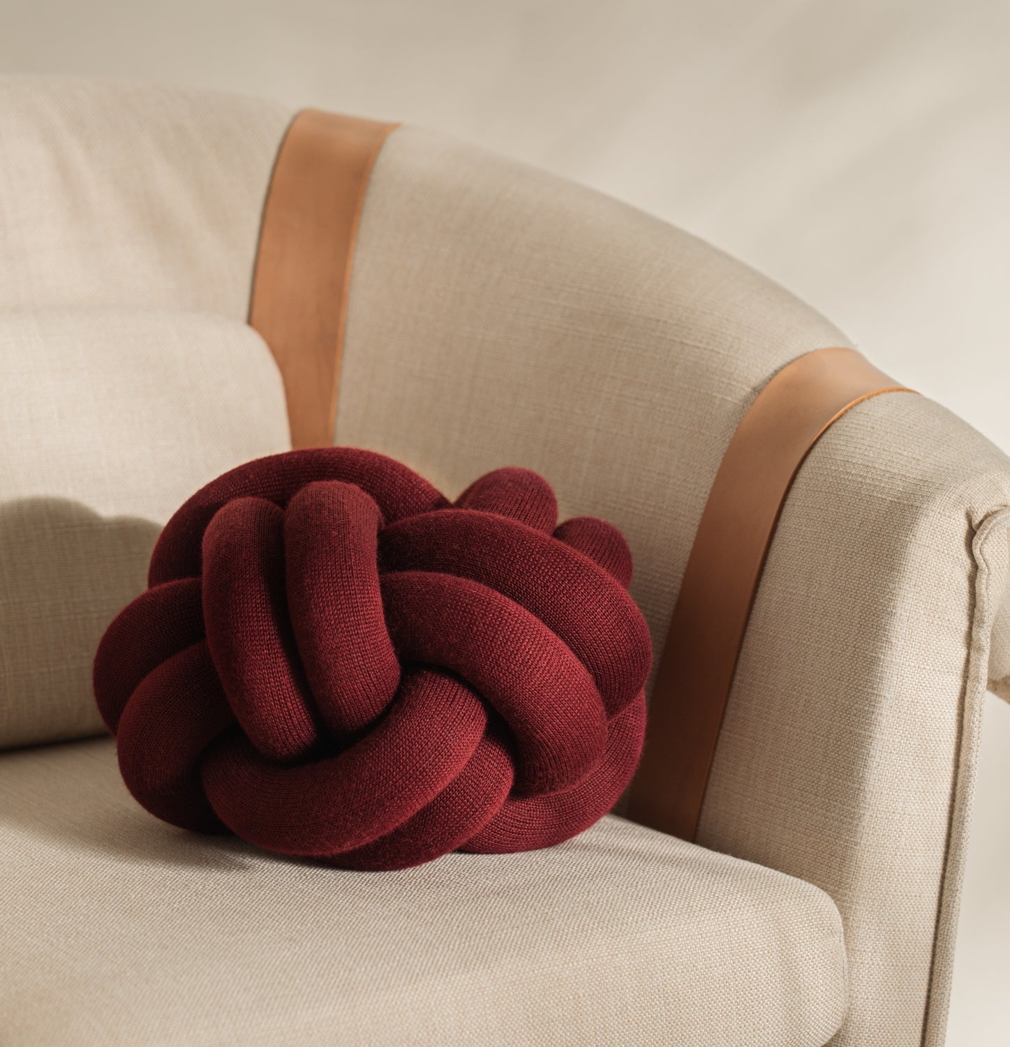 Design House Stockholm Knot Cushion Bordeaux