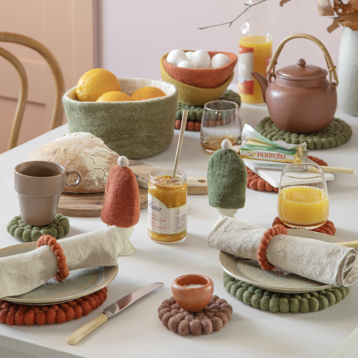 Gry & Sif Egg Cosy rust red