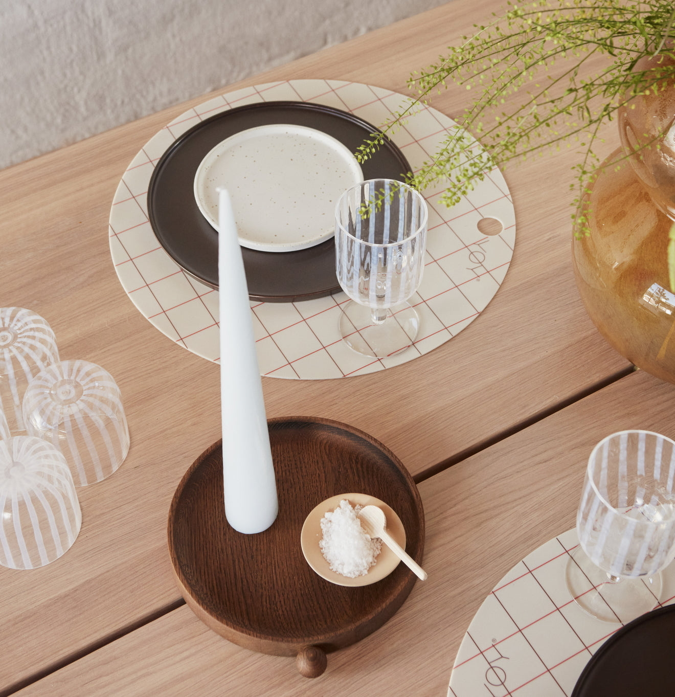 OYOY Inka Wood Tray Round Small Dark