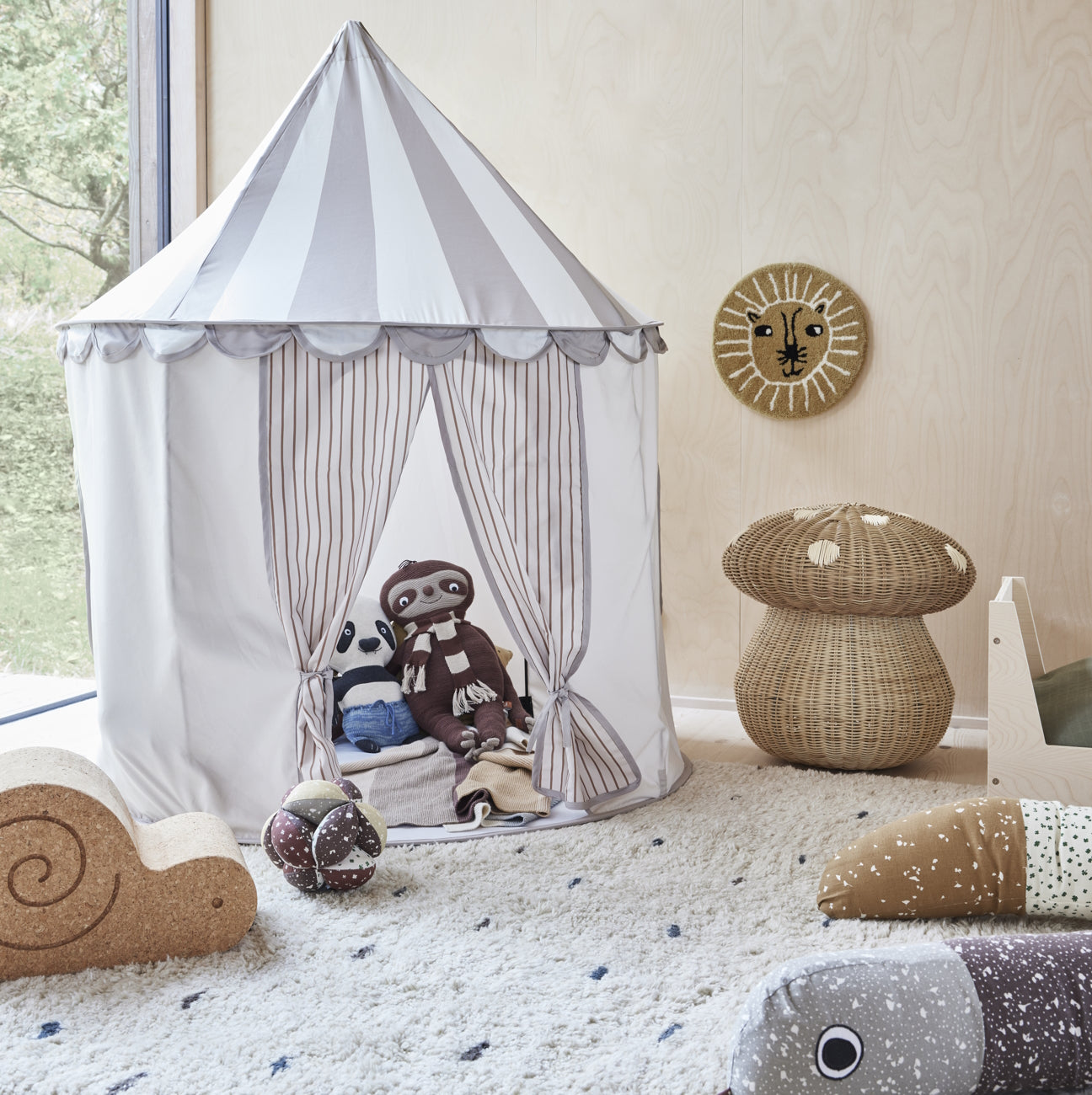 OYOY Circus Tent