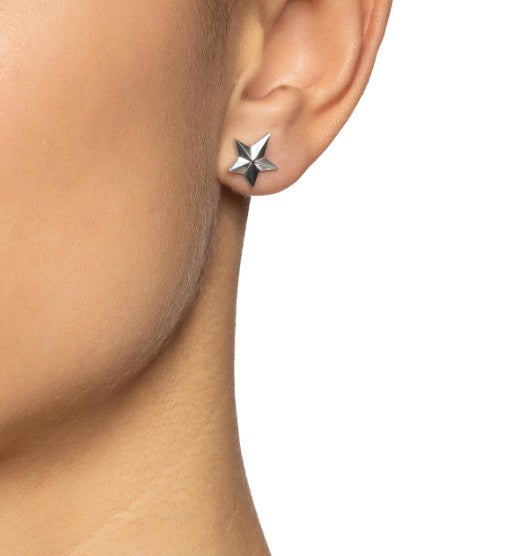 Efva Attling Catch a Falling Star Studs