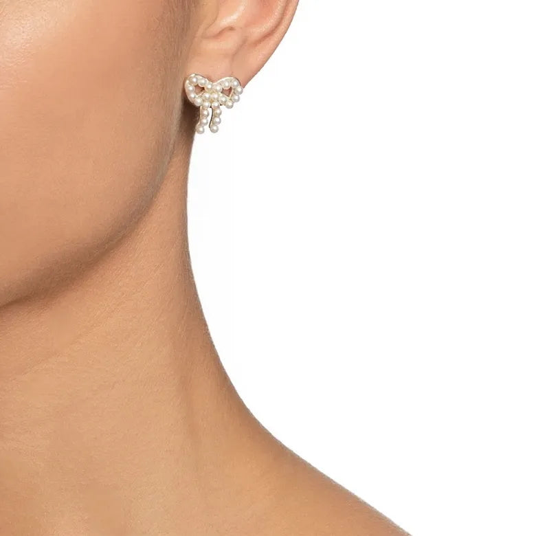 Efva Attling Mini Pearls Bow Earrings