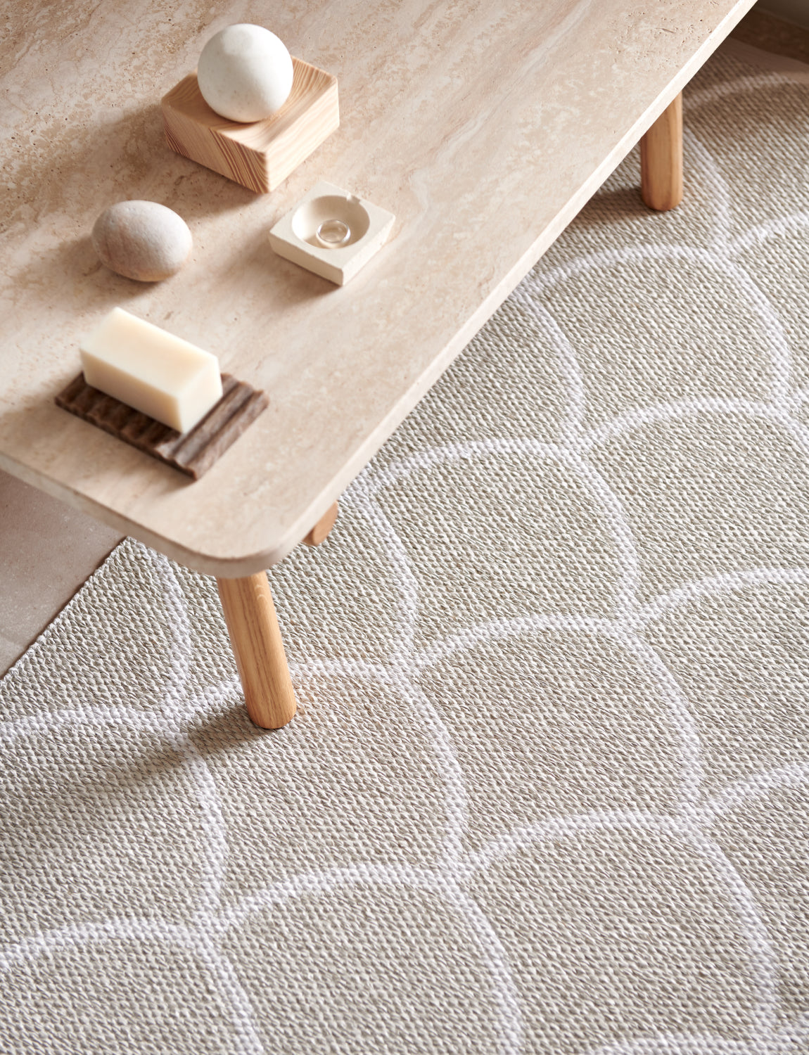 Pappelina Rug Kotte Linen